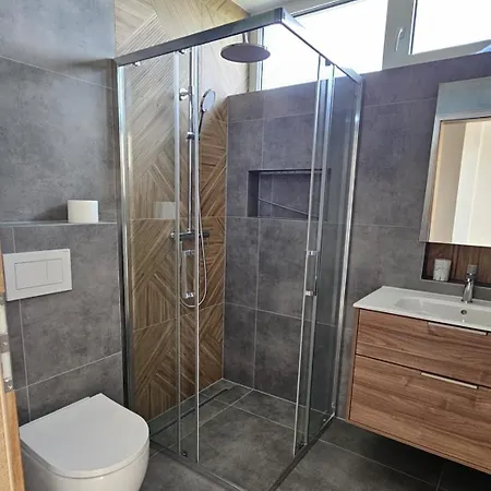 Zemira House Ferienhaus Sokolany
